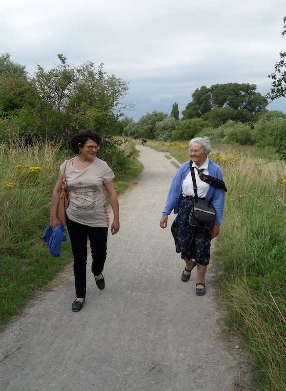Betety Rayment (right) and Anna
